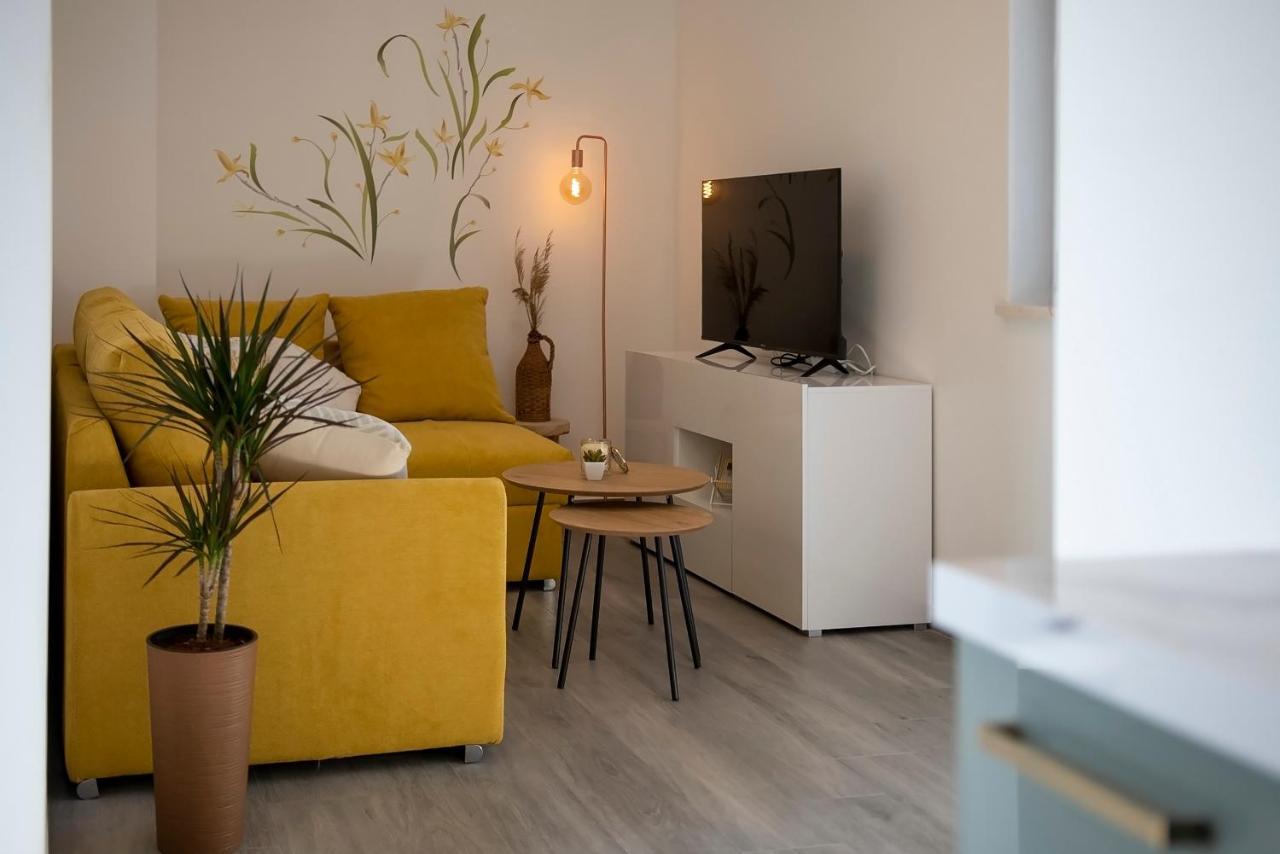 Apartments Suzy Szybenik Zewnętrze zdjęcie