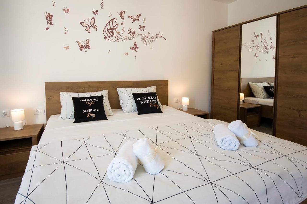 Apartments Suzy Szybenik Zewnętrze zdjęcie