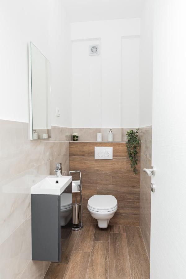 Apartments Suzy Szybenik Zewnętrze zdjęcie